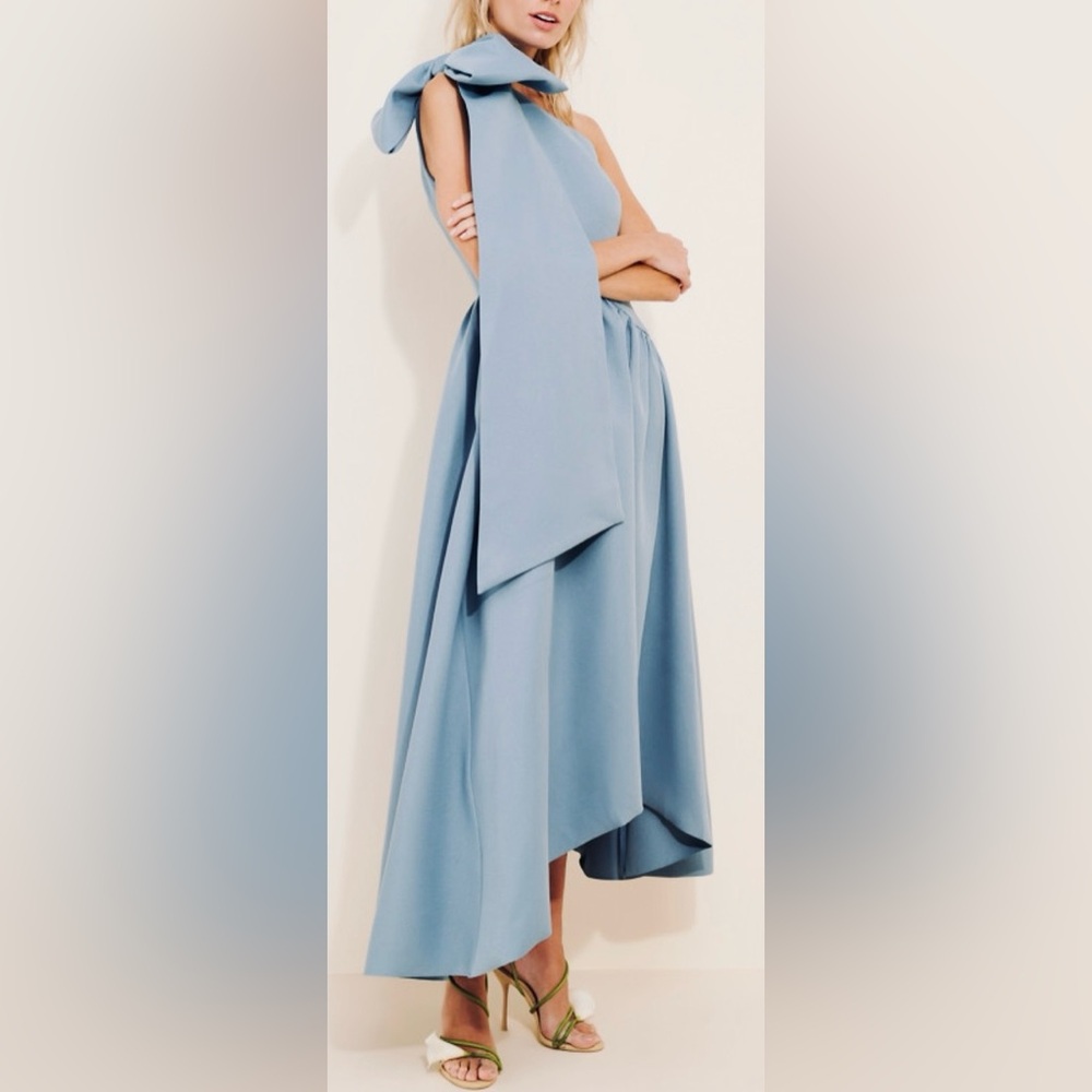 Elliatt Liesel One-Shoulder Dress. Shoulder bow, draped overlay. Smokey blue. M - Picture 4 of 14
